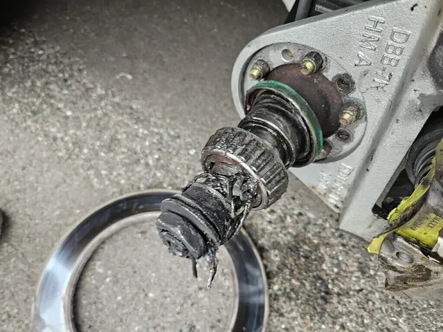 Mobile RV repair in the field